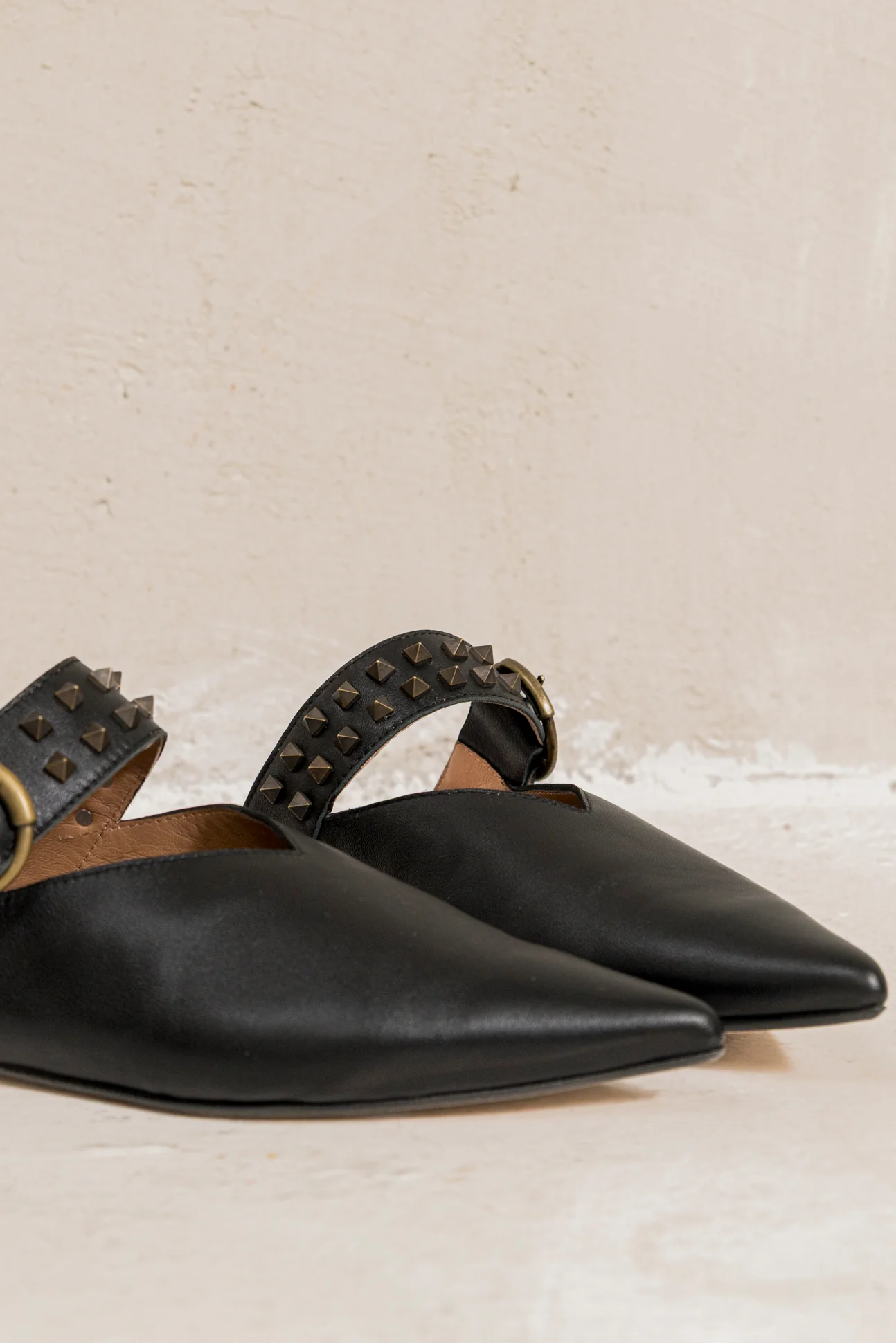 Allegra Rustic Negro - Image 5