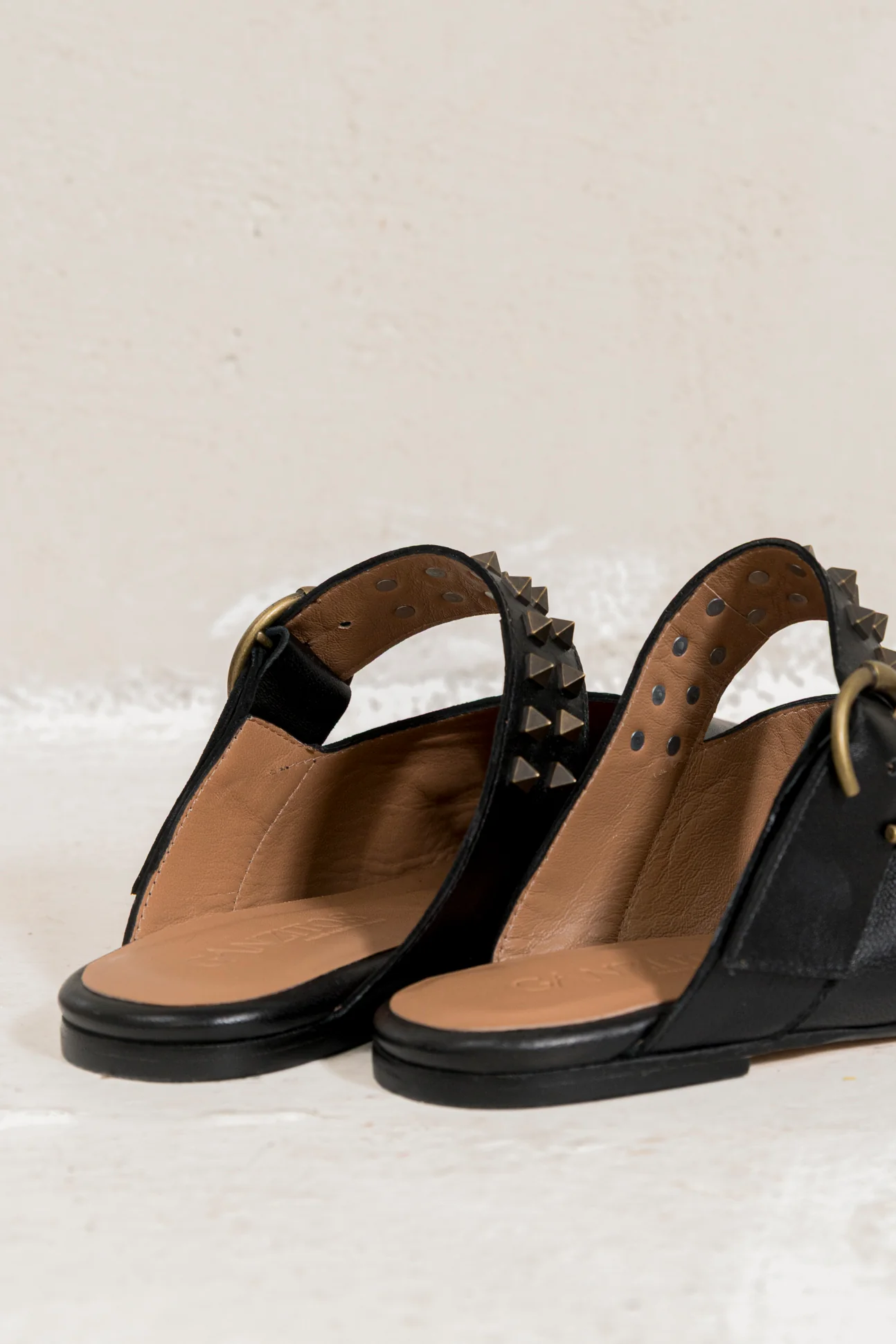 Allegra Rustic Negro - Image 6